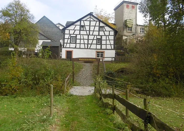 Konukevi Haus Hochwaldhoehe 3*